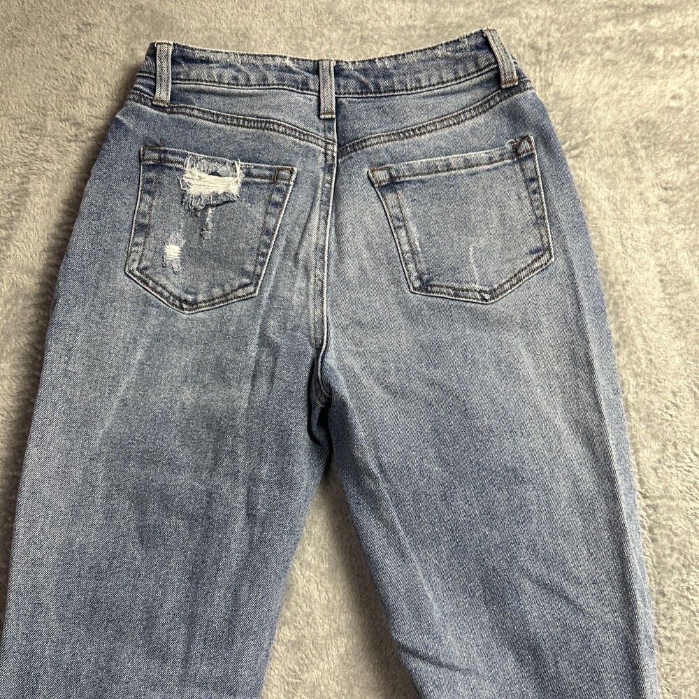 Tinseltown Womens Jeans Sz. 1 Distressed Straight Leg Medium Wash - Picture 15 of 16